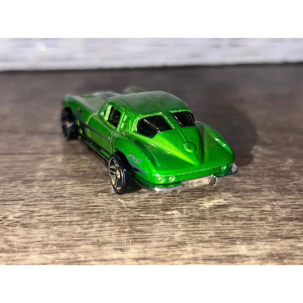 Hot Wheels‎ 1979 Corvette Stingray 327 Metallic Green w Black Stripes Loose EUC